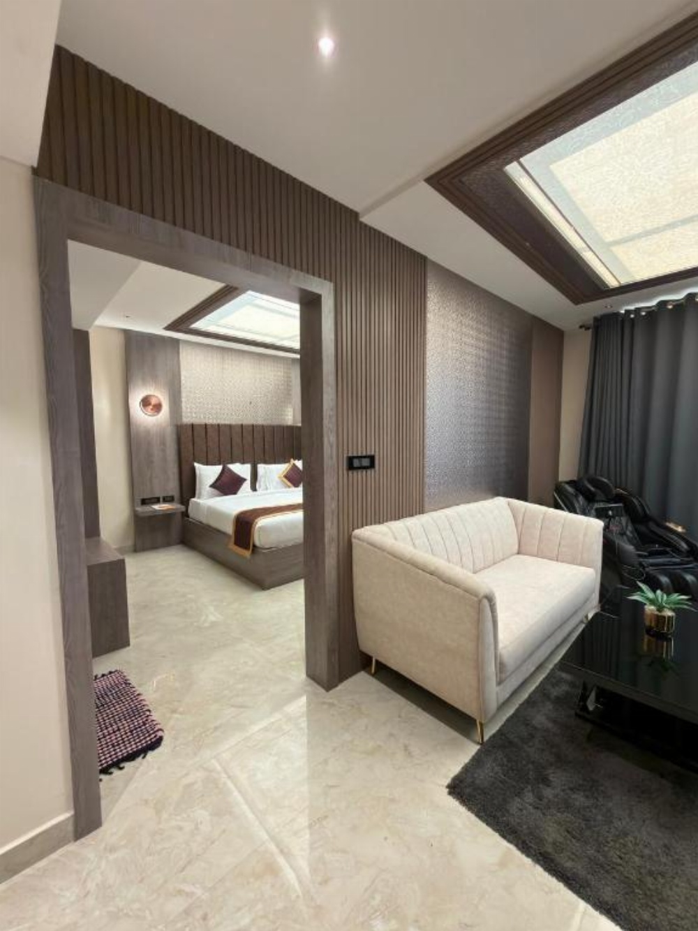 Room image 2